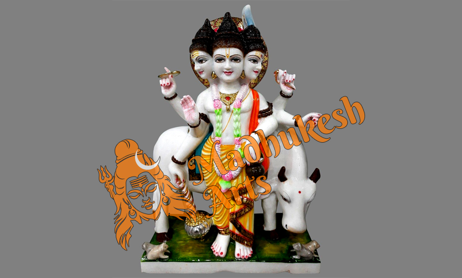 Marble Dattatreya Statue In Sri Lanka